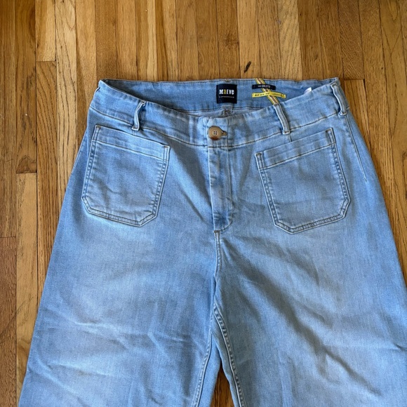 Anthropologie Collette Light Wash Wide Leg Cropped Jeans - Picture 4 of 9